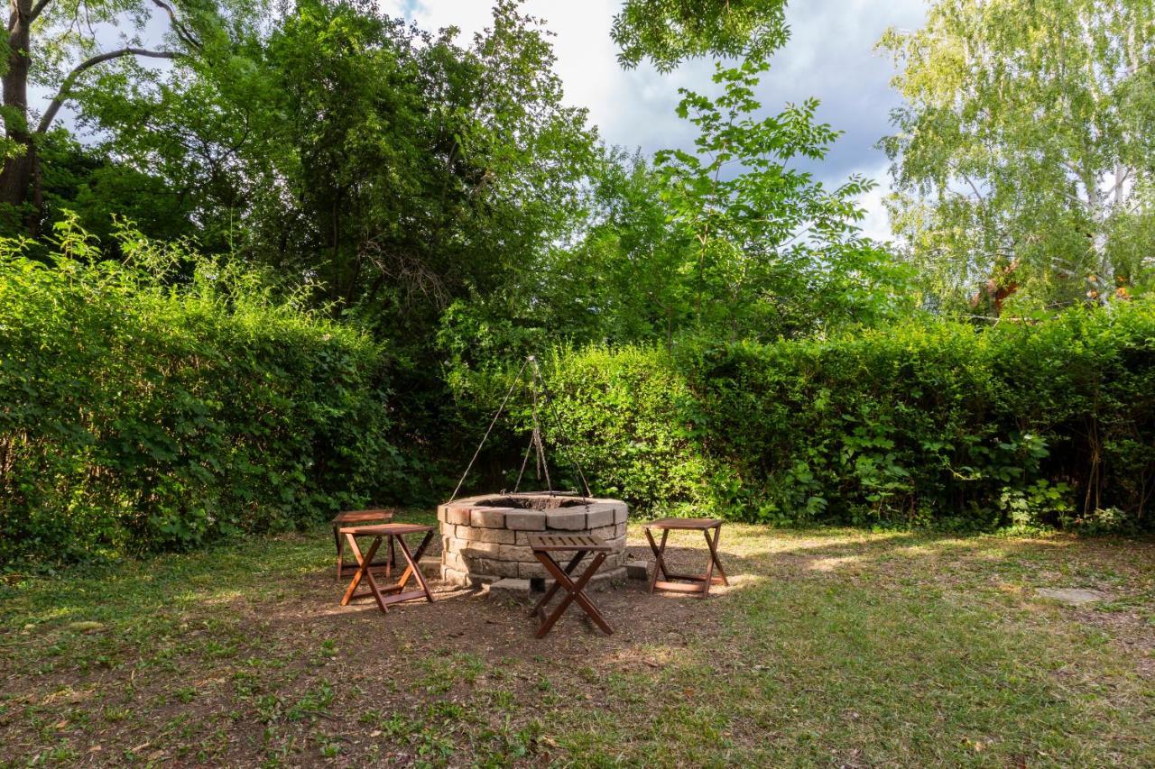 Cottage By The Lake Balatonudvari Ngoại thất bức ảnh